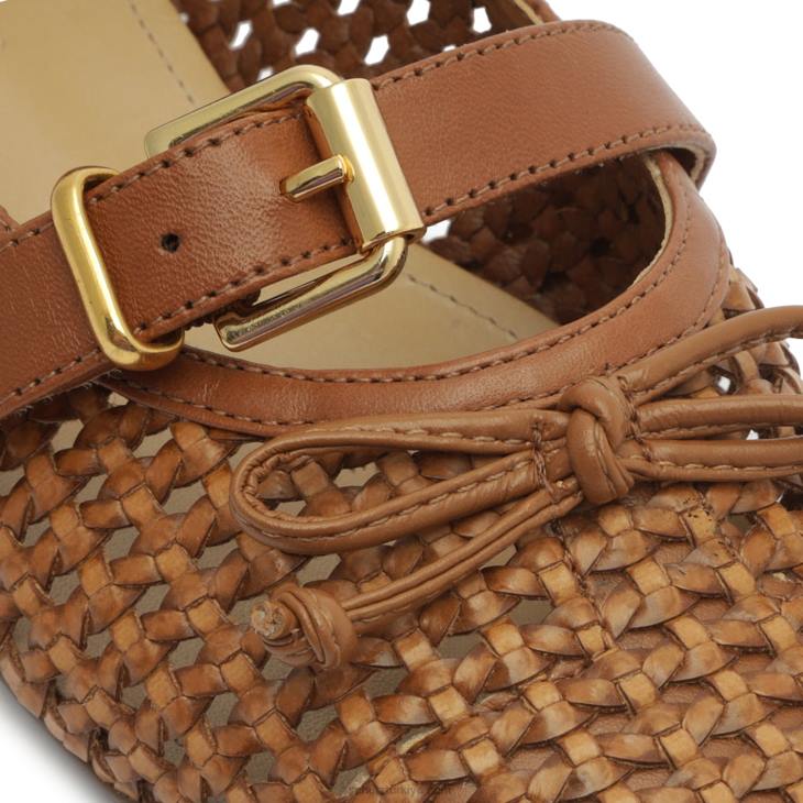 Schutz N42F515hanna bale düz kahverengi