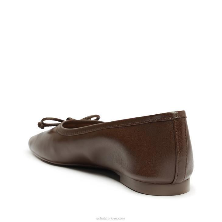 Schutz N42F613arisa rebecca allen deri düz çıplak ben