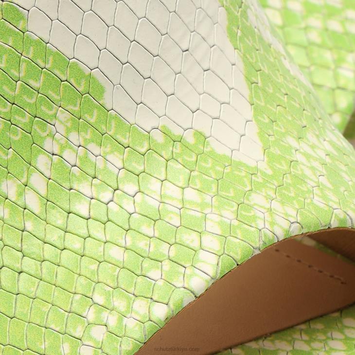 Schutz N42F127darah vahşi sandalet yaprak yılanı